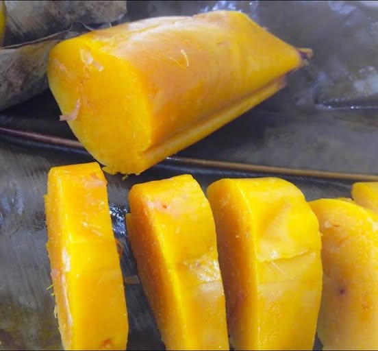 Mintoumba du Cameroun 2 pièces